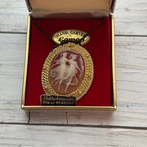 Vintage  Gold-Tone Pink & White Hand-Carved Cameo Necklace Pendant